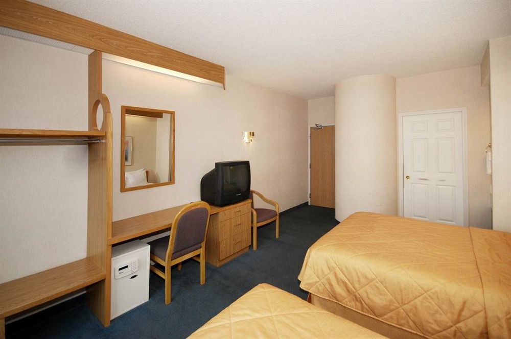 Sleep Inn & Suites Port Clinton Exterior photo